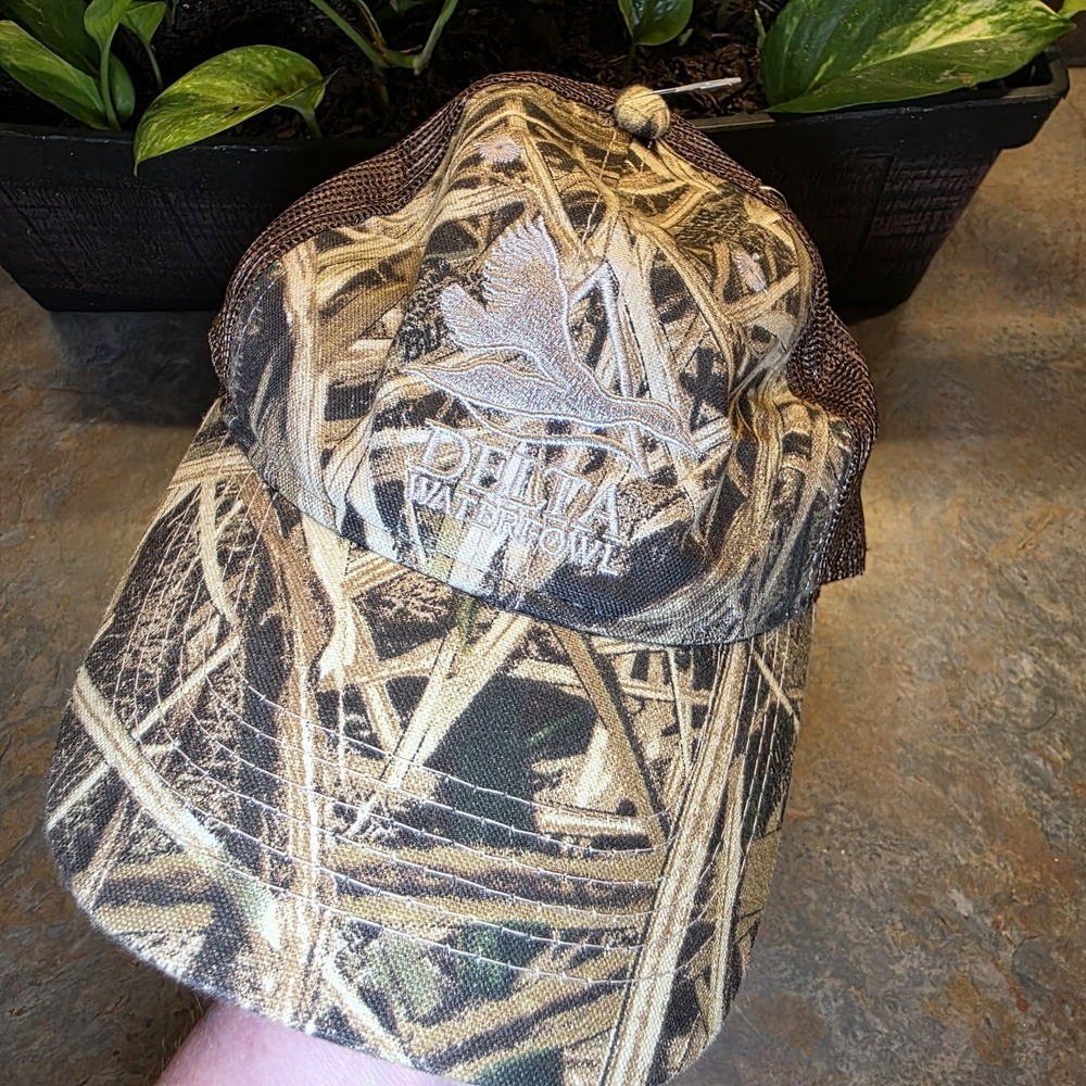 Delta Waterfowl Foundation Camoflauge Mesh Back Strapback Hat Cap Mossy Oak NEW
